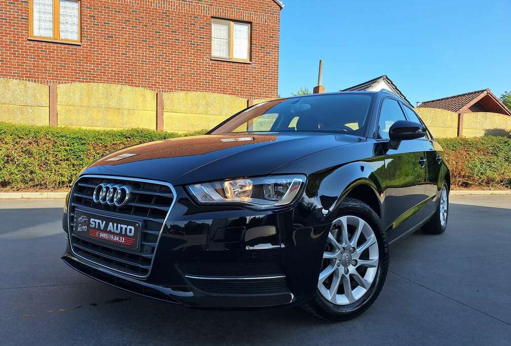 Audi AUDI A3 Sportback 1.4 TFSI Ultra Attraction/SIEGES