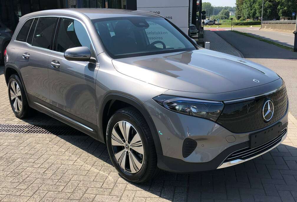 Mercedes-Benz EQB 250+ 70.5 kWh Sfeerverlichting, Camera, Carplay, Smartphone integratie, dodehoek assitentie