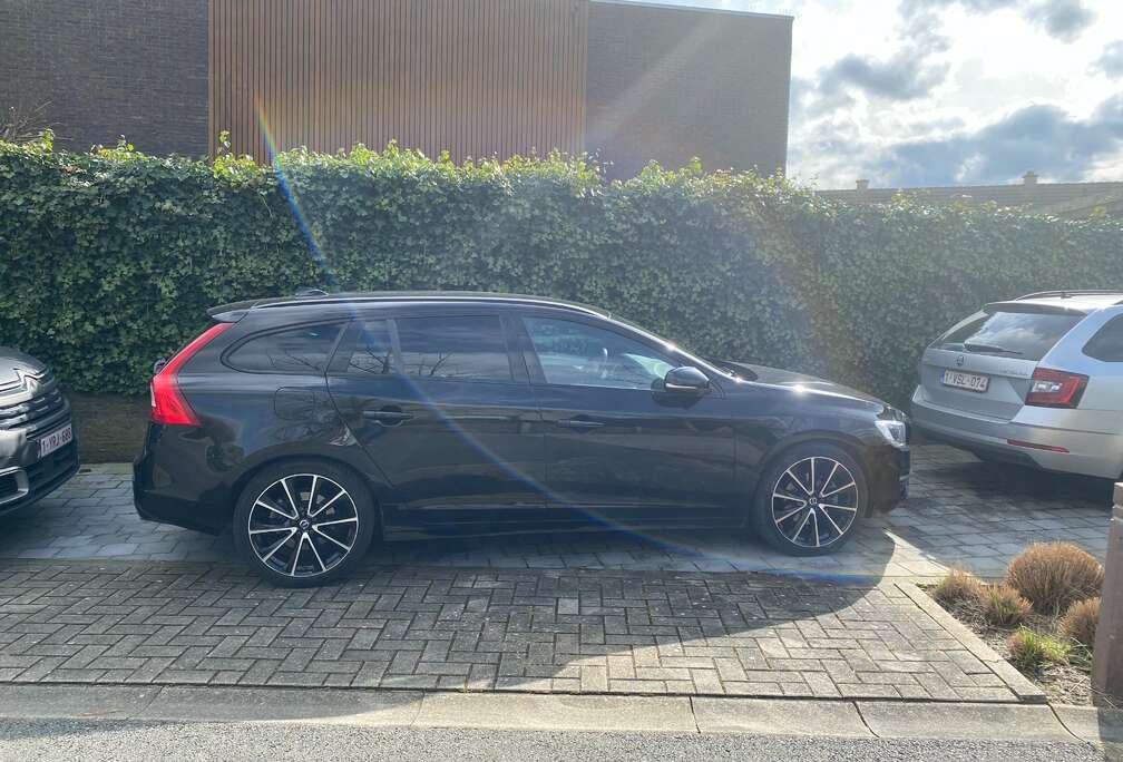 Volvo V60 T3 Geartronic Kinetic