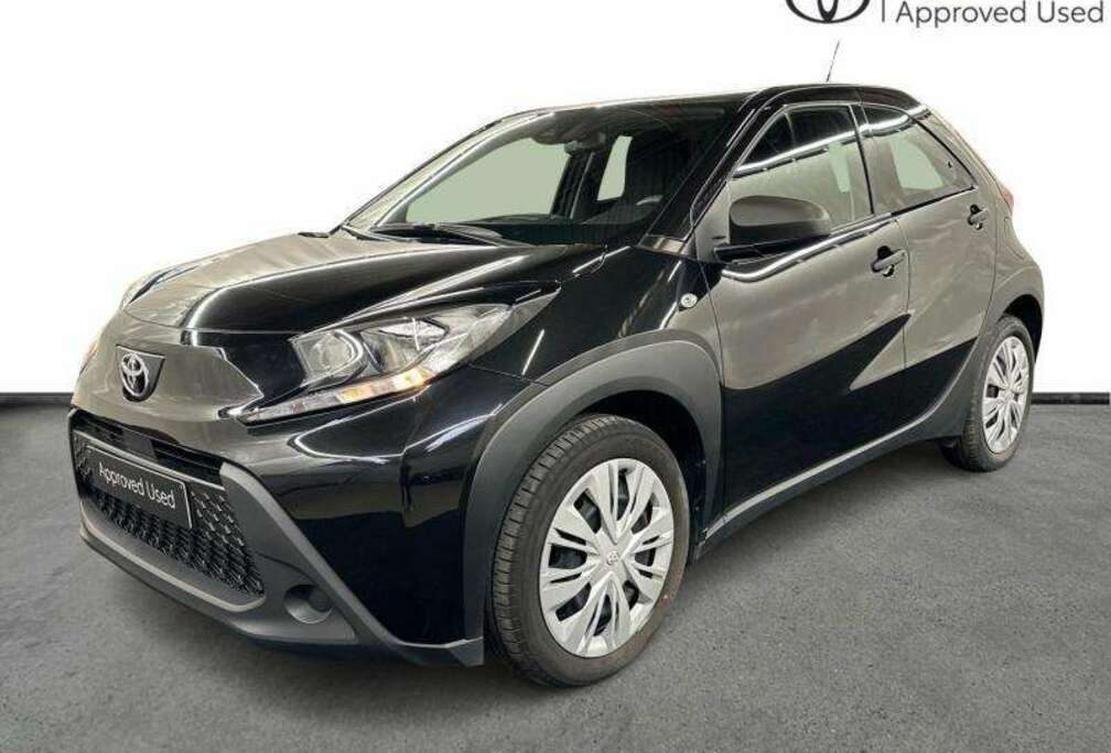 Toyota X 1.0