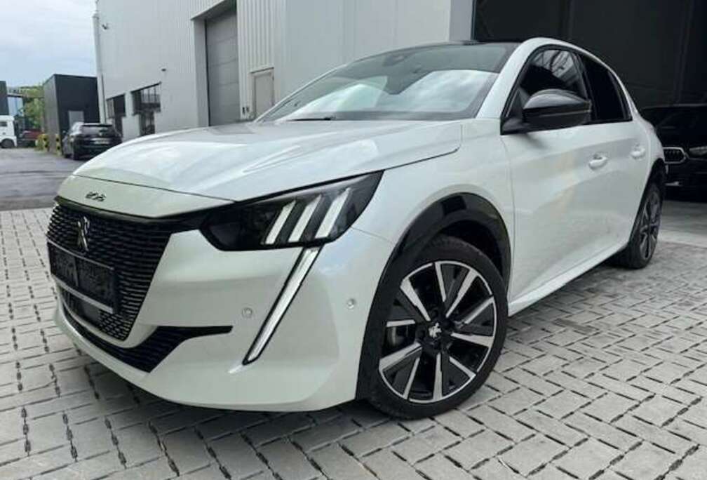 Peugeot 208 PureTech 100 GT