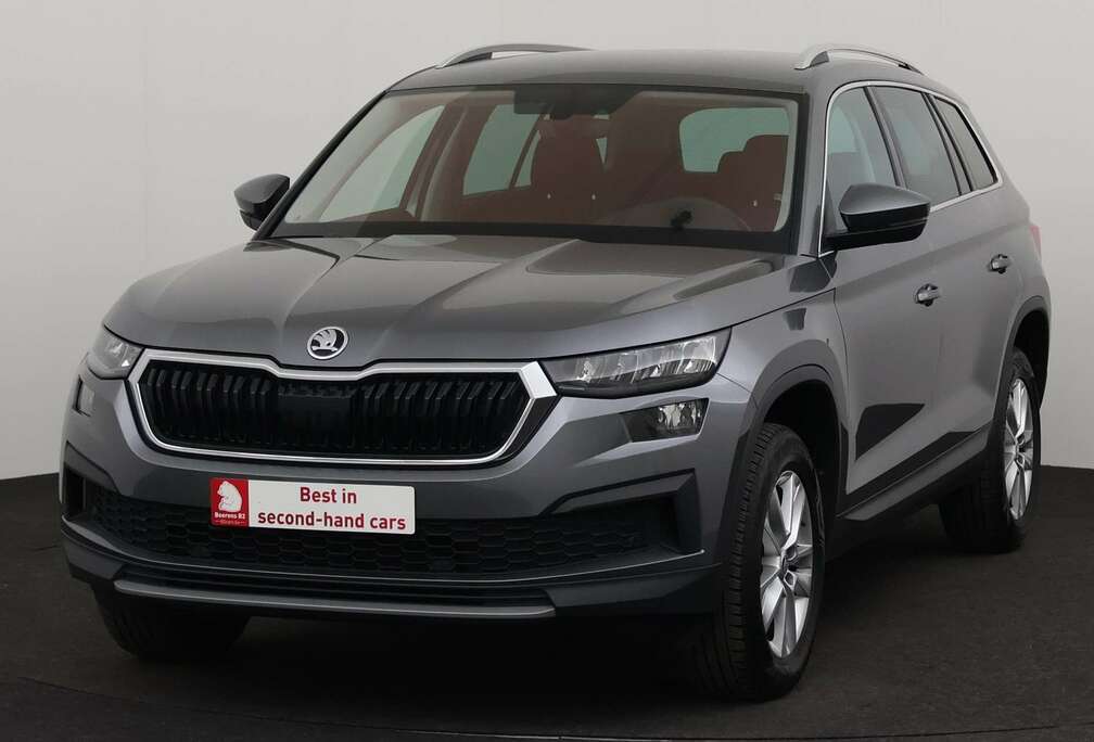 Skoda CLEVER 1.5TSI + GPS + CARPLAY + CAMERA + PDC + CRU