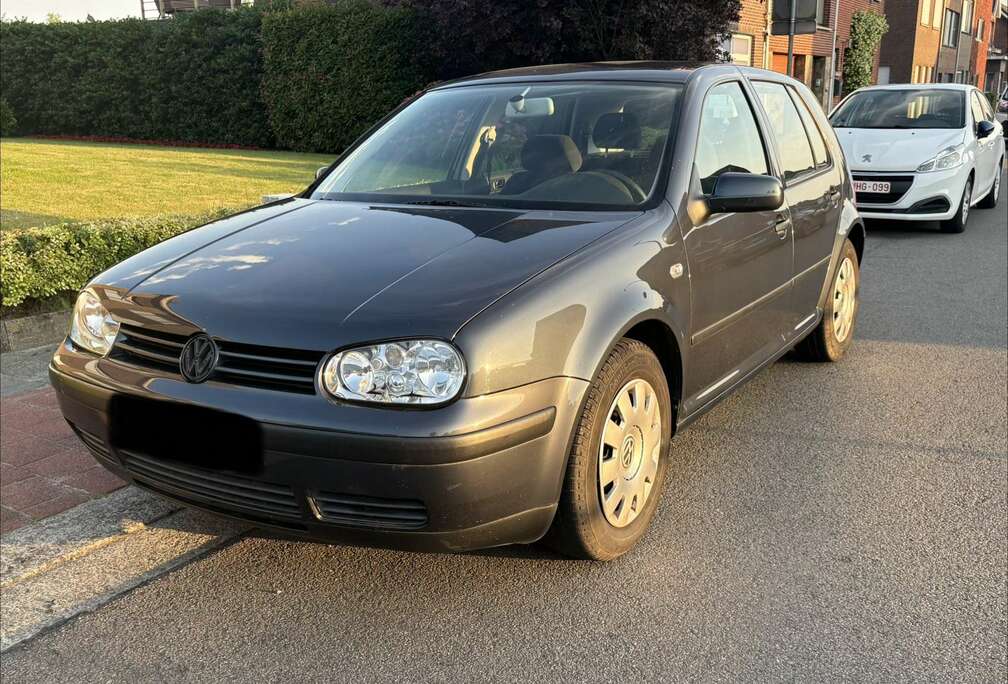 Volkswagen Unieke Golf* Slechts 66812 KM* carpass* airco*