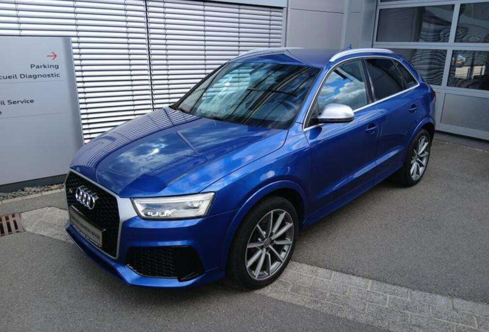 Audi 2.5 TFSI quattro s-tronic