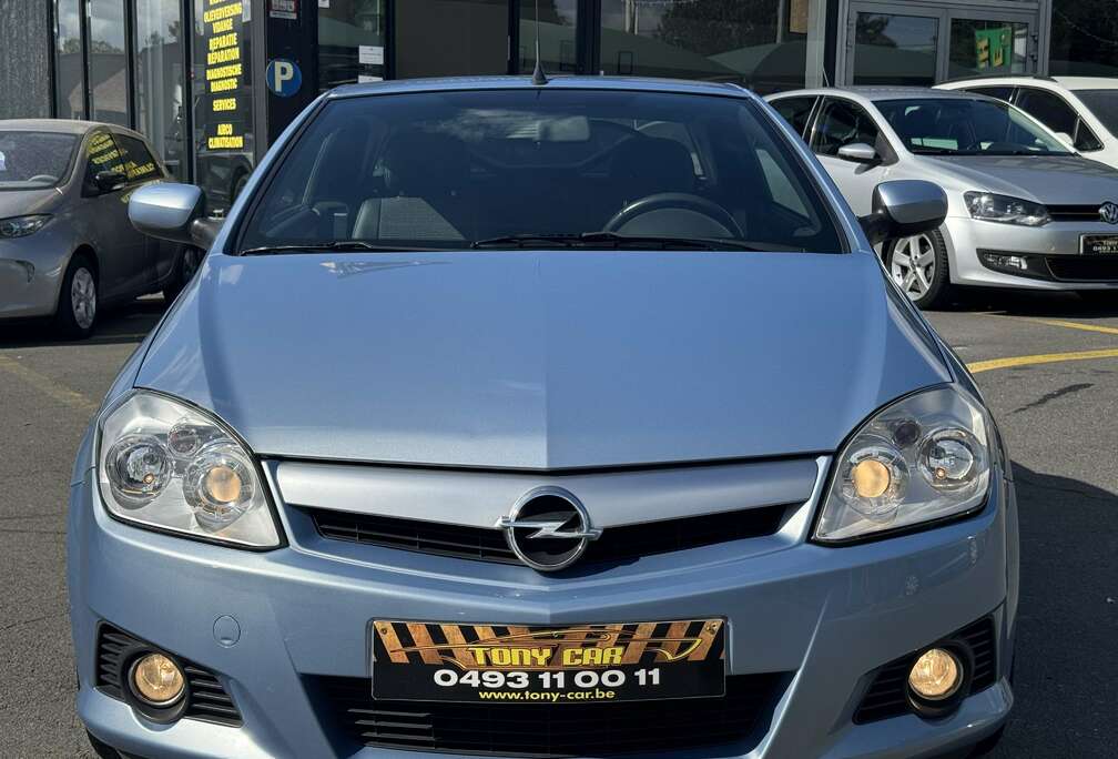 Opel Tigra Twintop 1.4i XEP 16v Cosmo