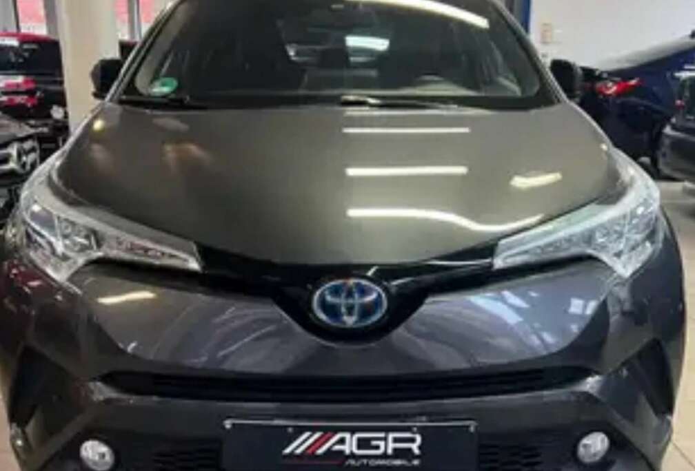 Toyota 1.8i VVT-i Hybrid C-Business E-CVT