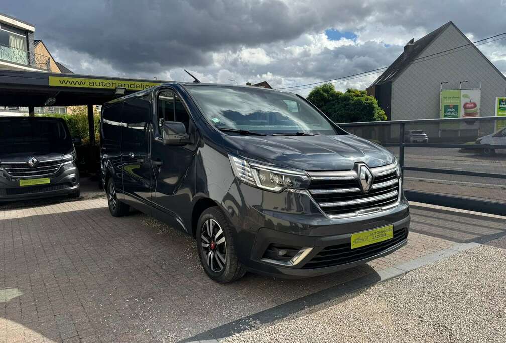 Renault RED EDITION * L2 * 130PK * CAMERA * PDC * 21500+