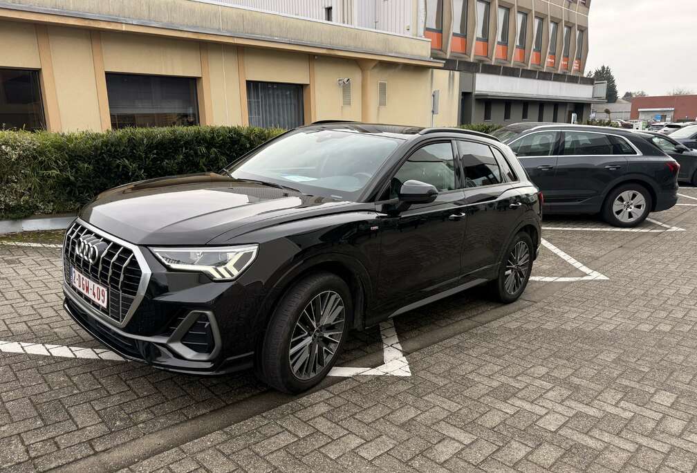 Audi 35 TFSI Sport Edition S line tronic PLATINUM