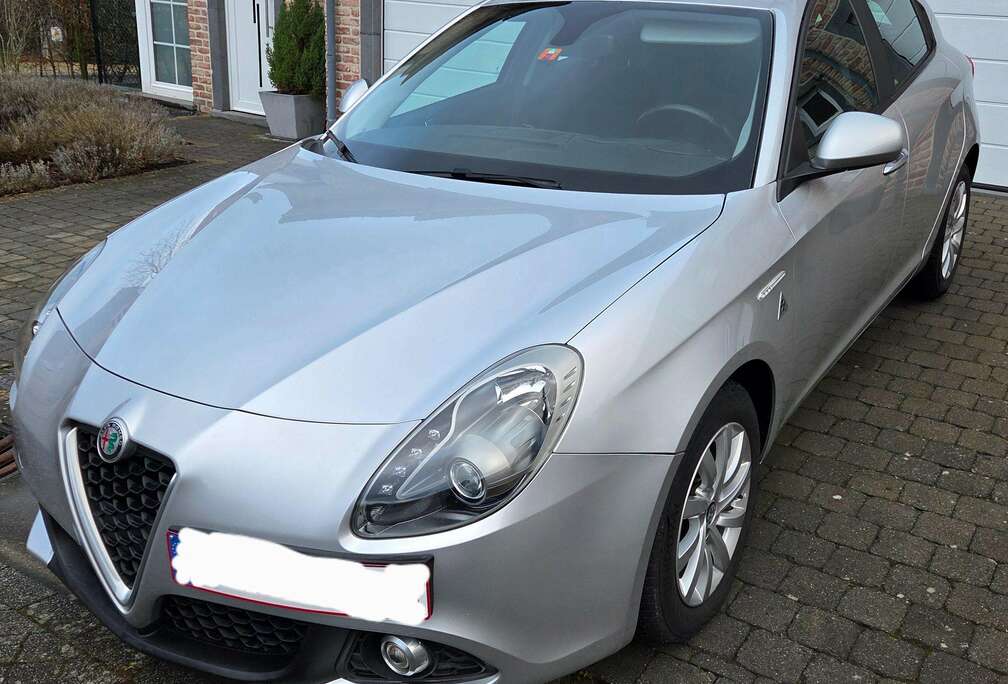 Alfa Romeo 1.6 JTDm Automatique