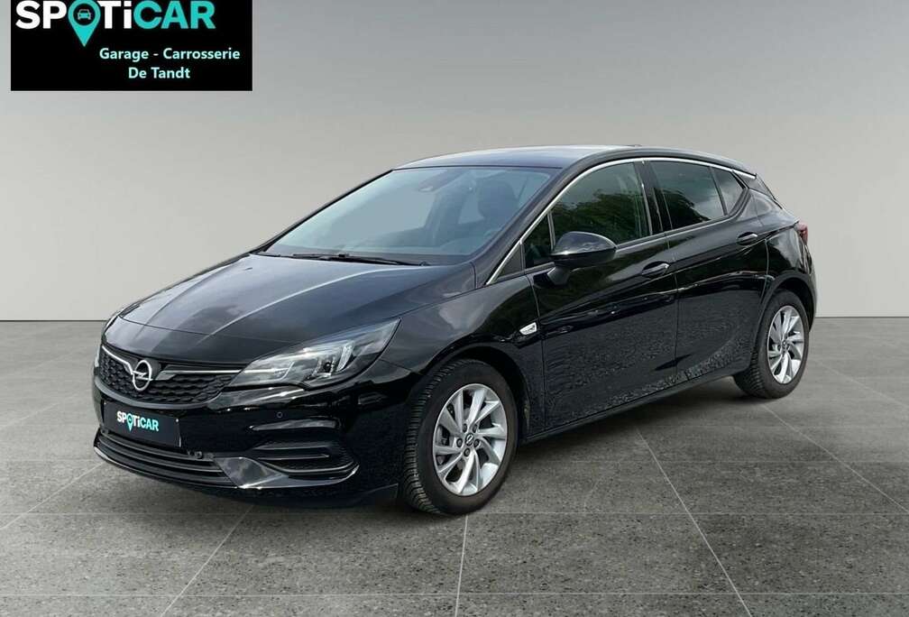 Opel Elegance 1.2 Benzine 110 Pk nieuwstaat, vele optie\'s