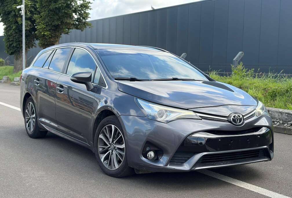 Toyota Toyota Avensis 1.6 D * 0492/43.69.59