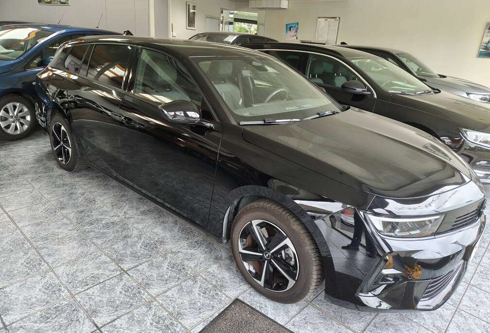 Opel Astra Sports Tourer 1.2 Turbo MHEV GS 136 pk DEMOWAGEN / vanaf 489€pm private lease
