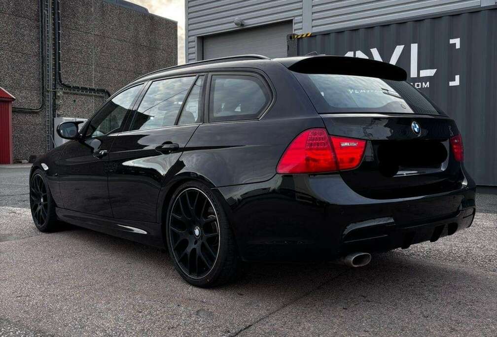 BMW Touring 318d 143 ch Sport Design