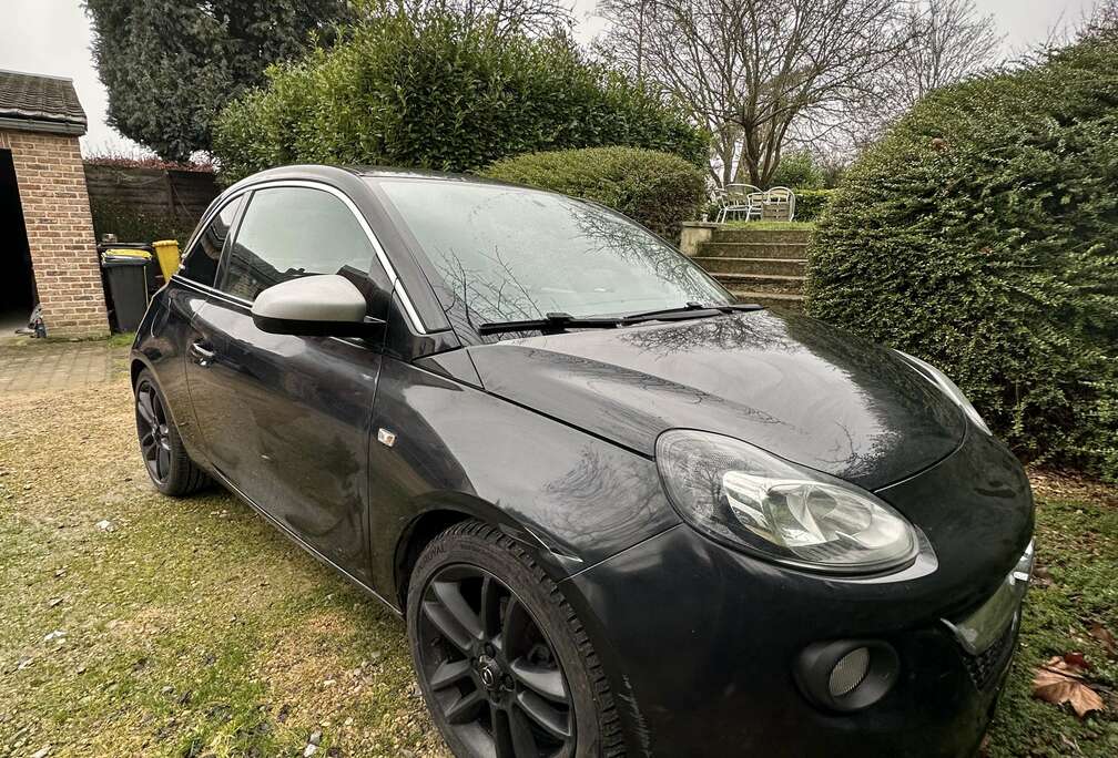 Opel Adam 1.2i Black Link