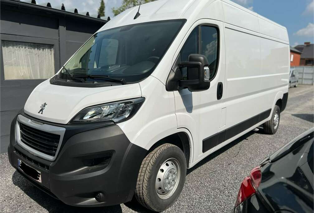 Peugeot HDi 335 L3 / €25.620 ex / €31.000 incl btw