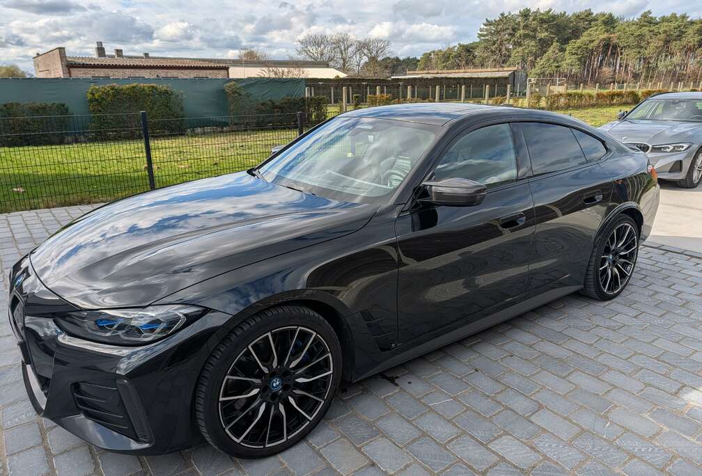 BMW i4 Gran Coupe 83.9 kWh M50
