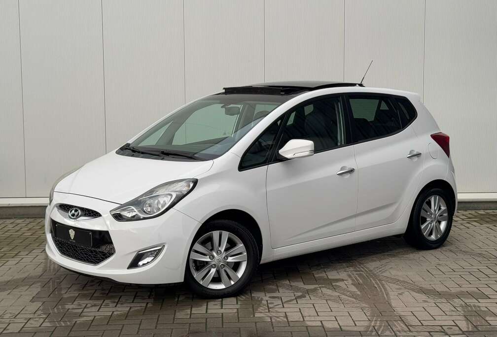 Hyundai 1.4 CRDi Lounge GARANTIE Pano Navi Leder Parkse