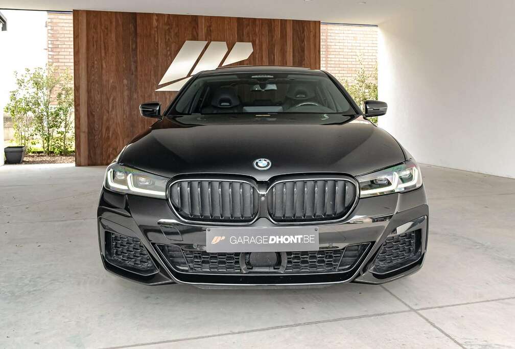 BMW e xdrive, Mpack,opendak, M stoel, head-up G30