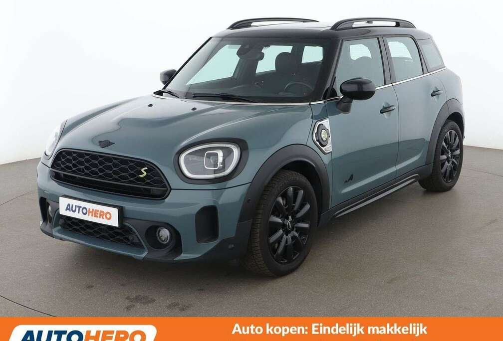 MINI Cooper SE ALL4 Untamed Edition