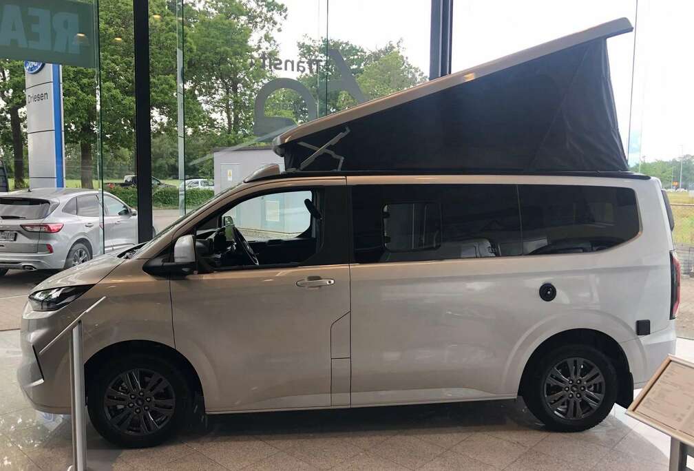 Ford NUGGET 320S TD Titanium  AUT  BIJ DRIESEN BREE   089/461610