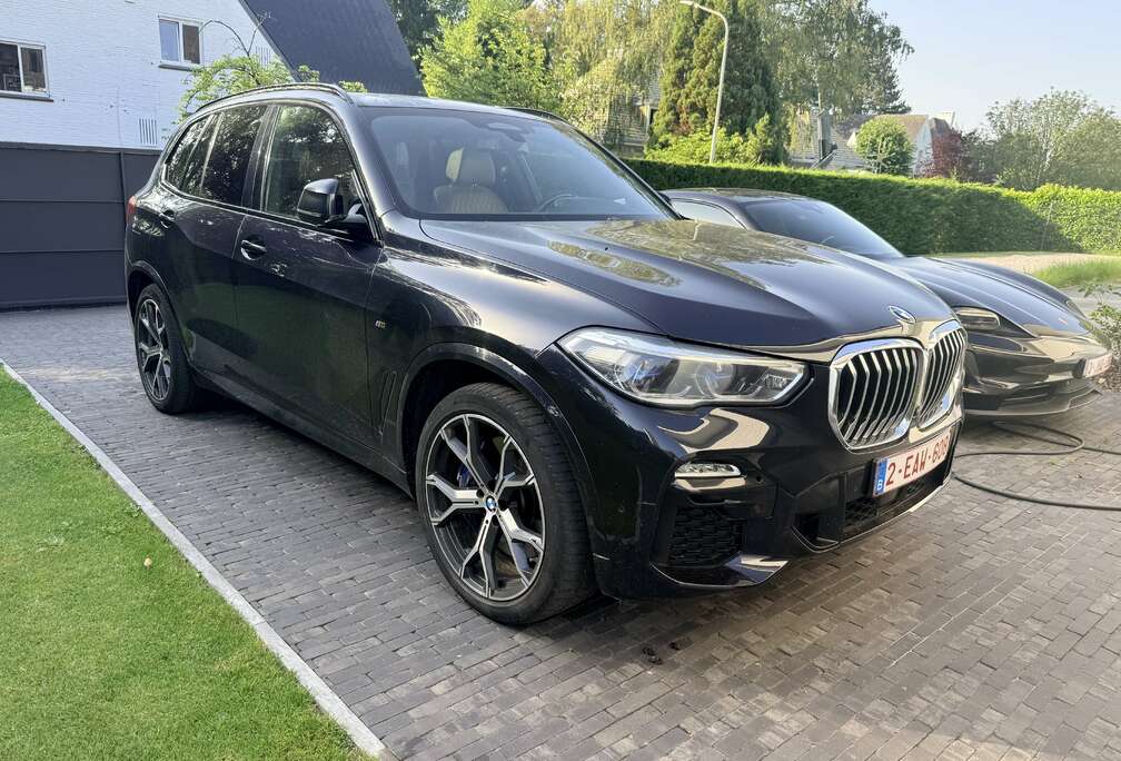 BMW PHEV 3.0A xDrive45e Full Options