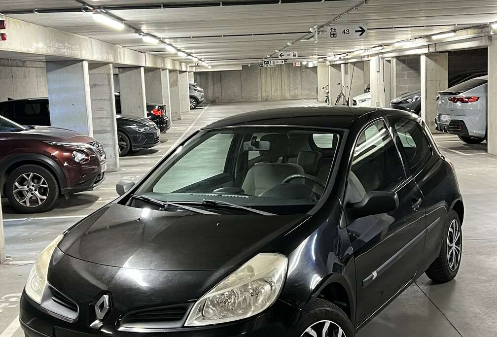 Renault 1.4i 16v  prêt a immatriculer