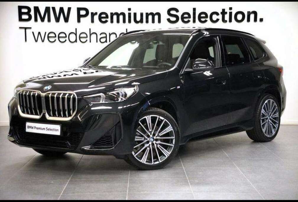 BMW M PACK PANOTAMADAK TREKHAAK DRIVE ASSIST PROF HARM