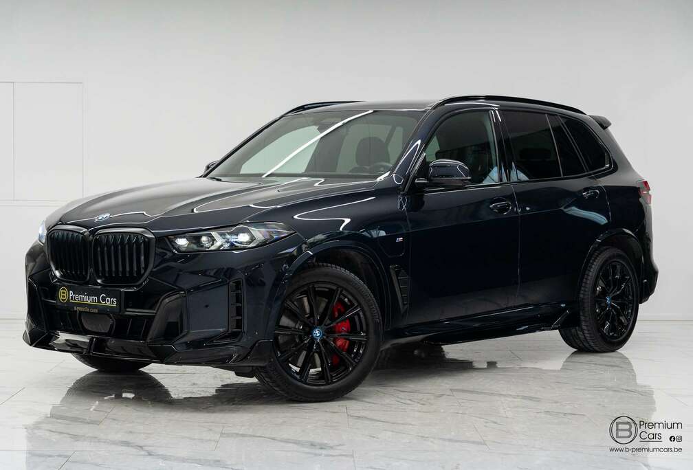 BMW xDrive50e M Performance bodykit Black pack