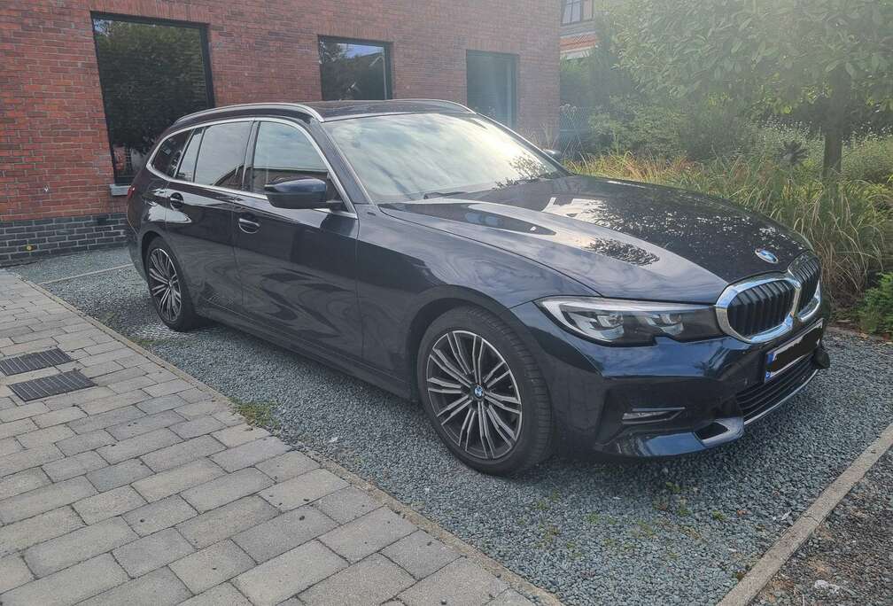 BMW Touring 320i SportLine - Pano - Trekh - Individual