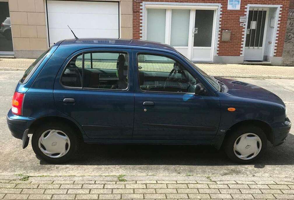 Nissan 1.0i 16v L