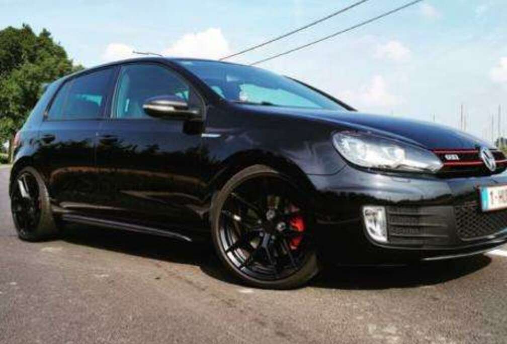 Volkswagen Golf 2.0 GTI