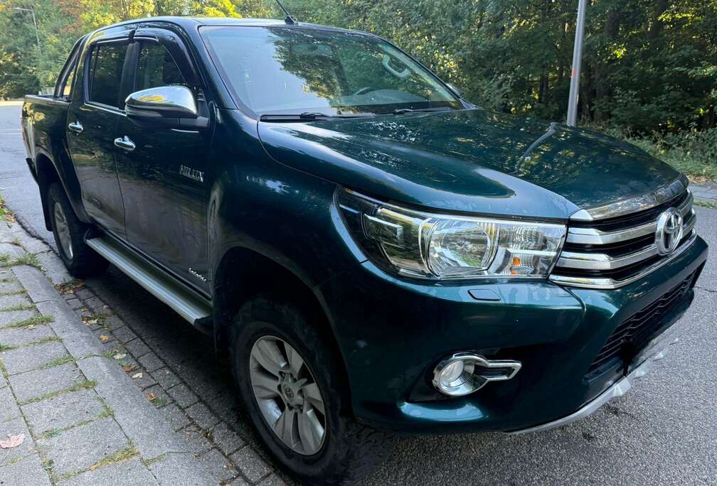 Toyota 2.4 D-4D 4WD Invincible50 Chrome