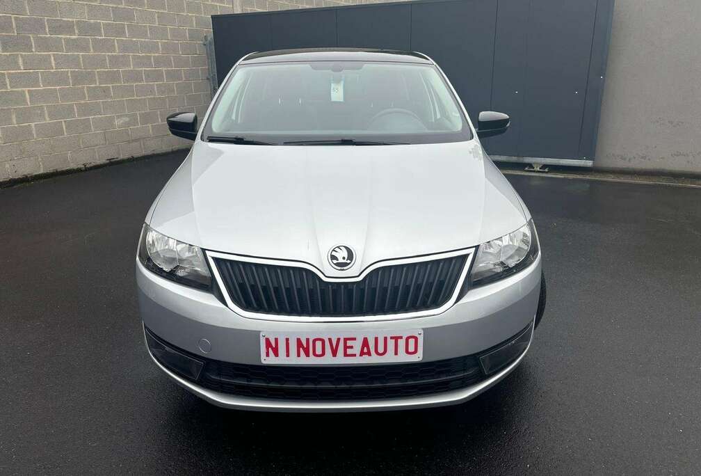 Skoda Rapid 1.2i TSI Spaceback Style*NAV PANO PARKSENSO