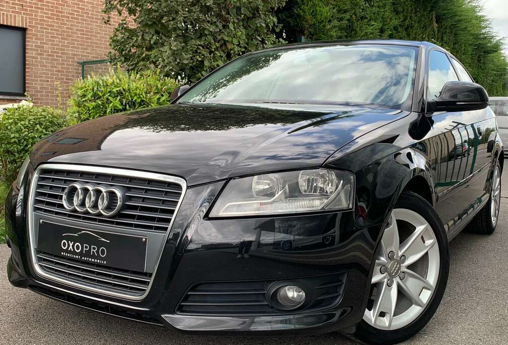 Audi 1.6TDI Ambition / Pack Sport / Clim Auto / Cruise