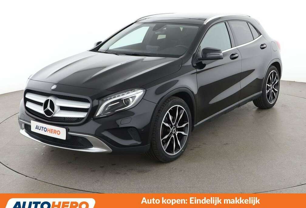 Mercedes-Benz GLA 180 Urban