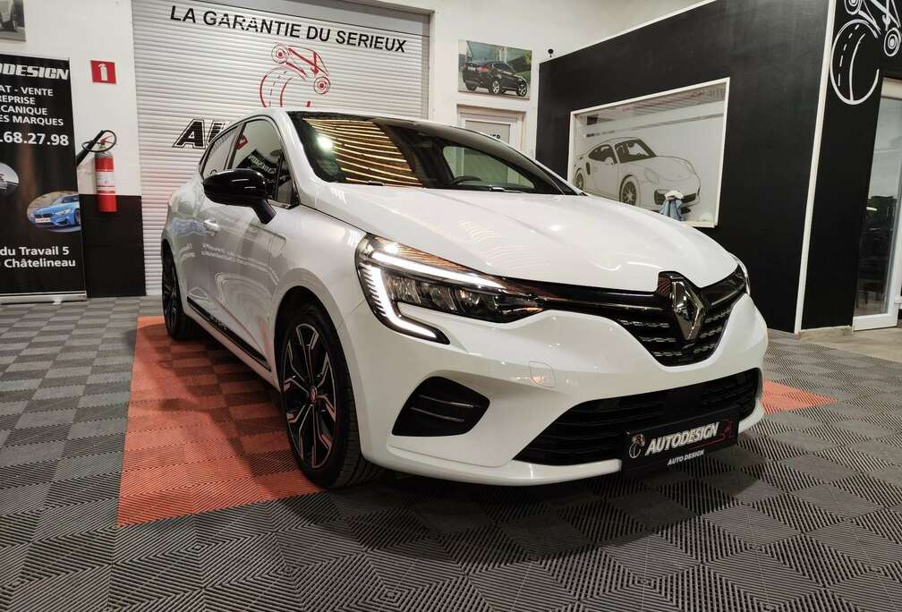 Renault 1.6i E-TECH Hybrid Techno