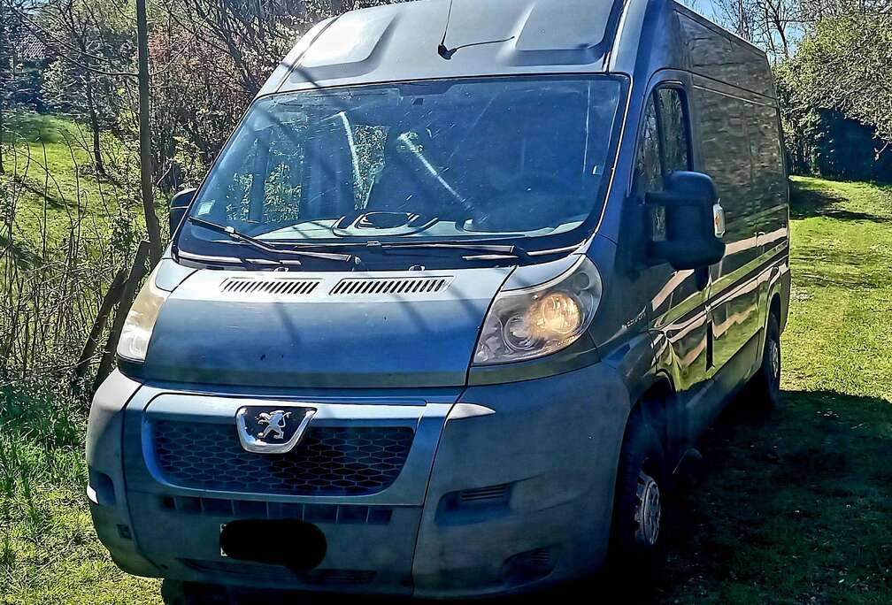 Peugeot L2H2   2.200cm