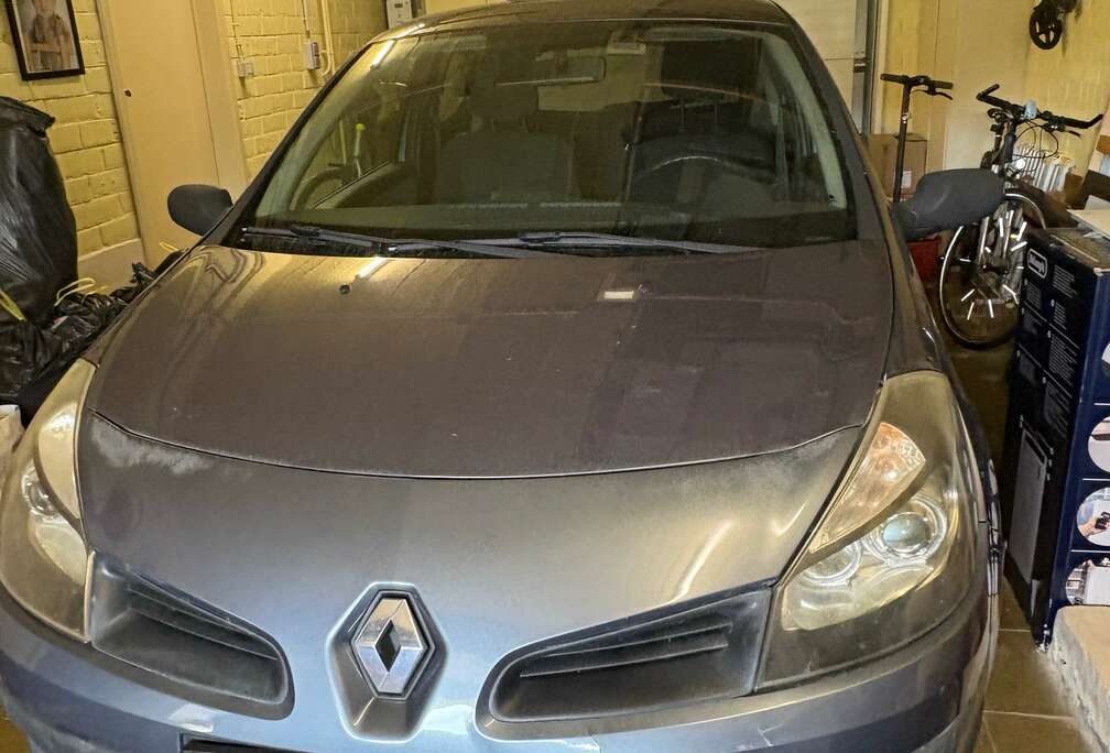 Renault Clio 1.2i 16v Community III
