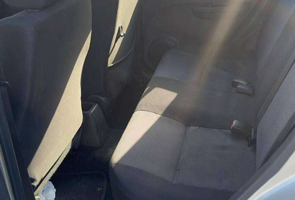 Suzuki 1.3i GLX Airbag Airco