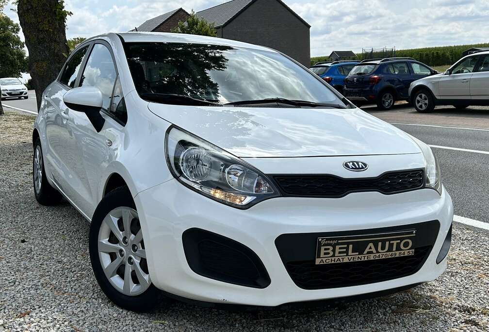 Kia Rio 1.1 CRDi - Clim-5 portes-1an garantie