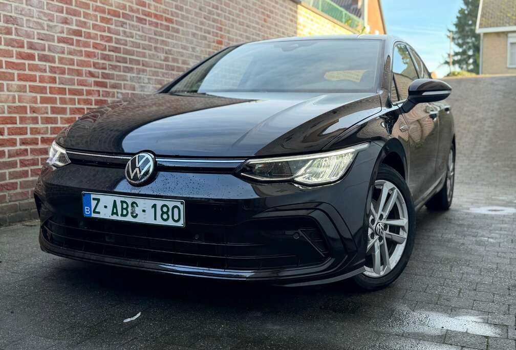 Volkswagen Golf 1.0 TSI OPF United R-Line