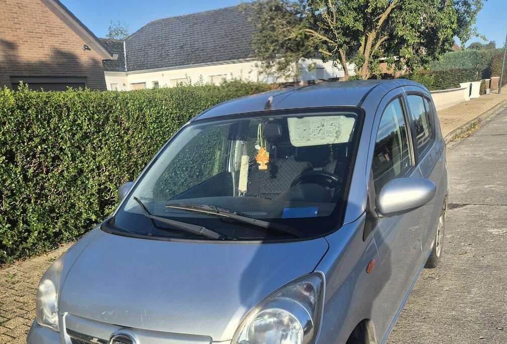 Daihatsu 1.0i Top S
