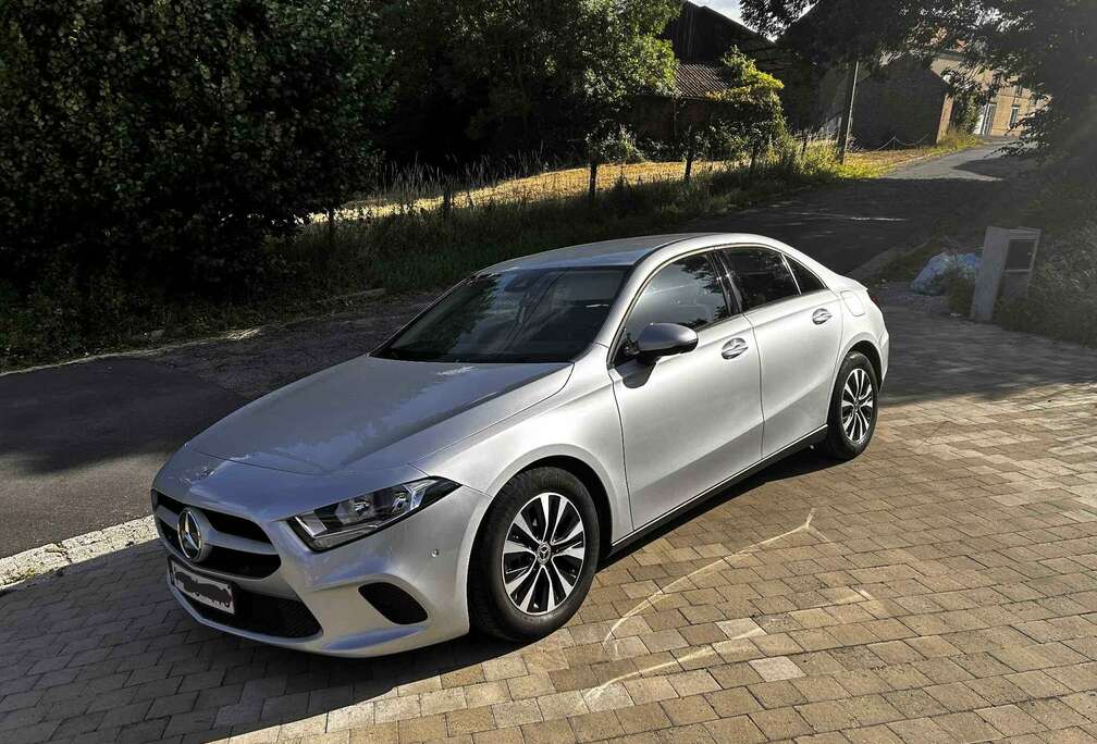 Mercedes-Benz A 180 Business Solution (EU6AP)