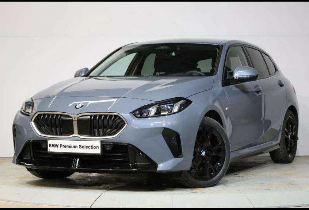 BMW Hatch M Sport Design