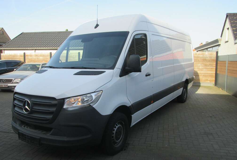 Mercedes-Benz 317 L3 3.5 TON TREKGEWICHT