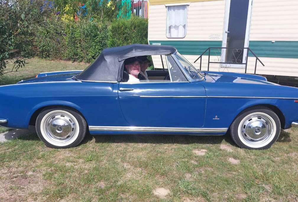 Fiat Cabriolet boîte 5