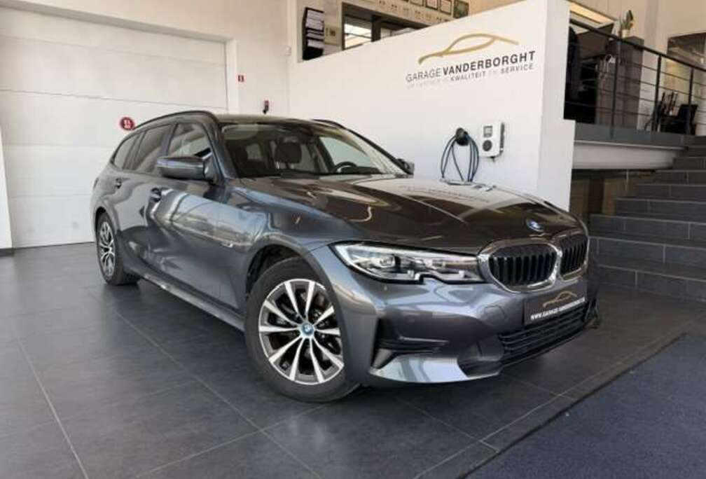 BMW 320 E PHEV TOURING 55000KM