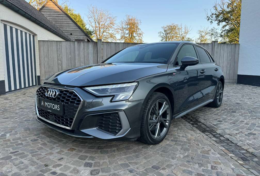 Audi S-LINE Sportback PHEV 40  - Competition Seats