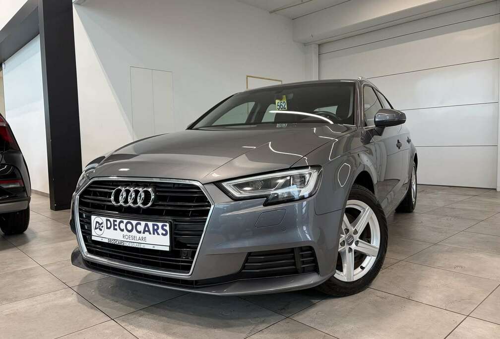 Audi Ledere Met Zetelverwarming / Parkeersensoren / Airco / Cruisecontrol / Navigatie /