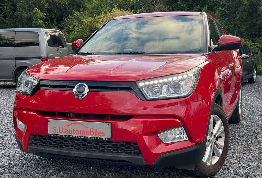 SsangYong 1.6i Crystal Camera/Clim/Jantes/Cruise/GAR 12 mois